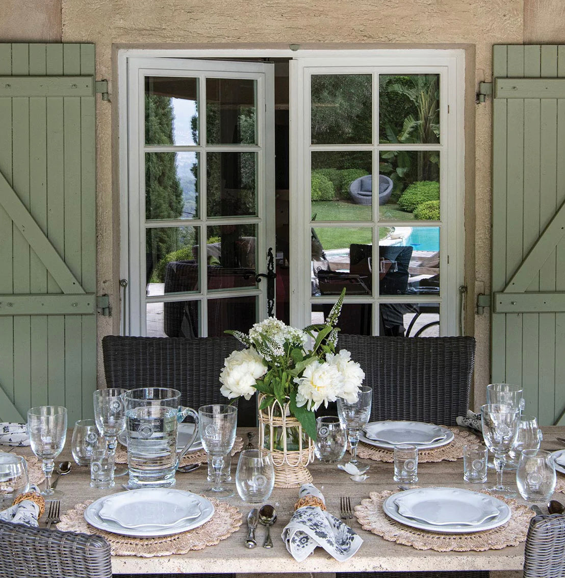 Juliska Berry & Thread Stoneware Dinner Plate - Whitewash Dinnerware Juliska