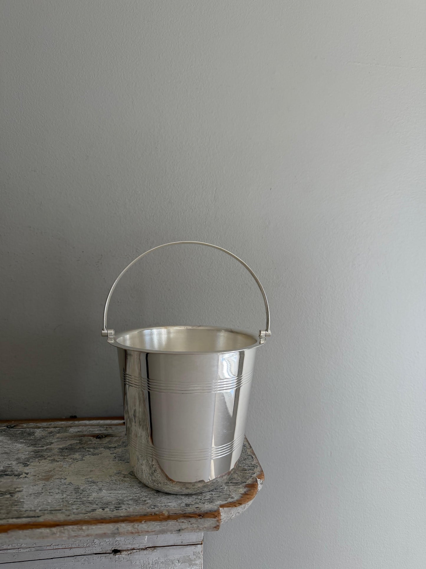 Hotel Silver Vintage Ice Bucket with Banding Hotel Silver