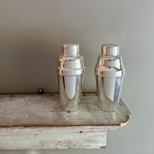 Hotel Silver Vintage Cocktail Shakers