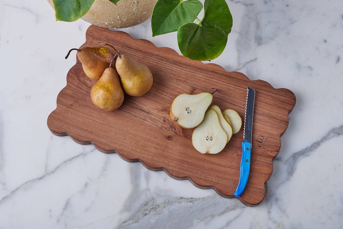 Scalloped Cutting Board, Rect. Med Plank- 18"x10"x1" Kitchen Tools etúHOME