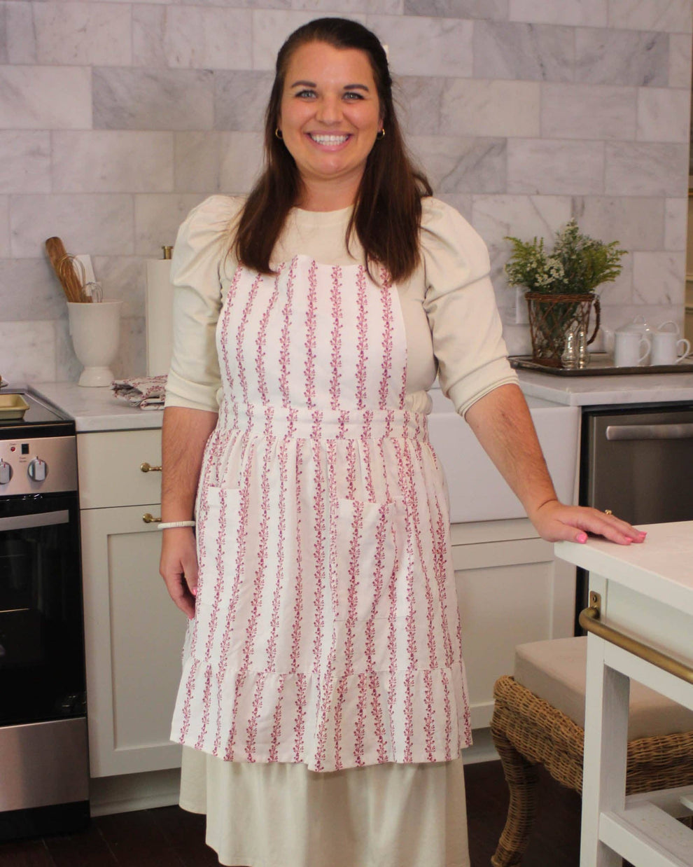 Begonia Stripe Floral Apron Ruby – Cassandra's Kitchen