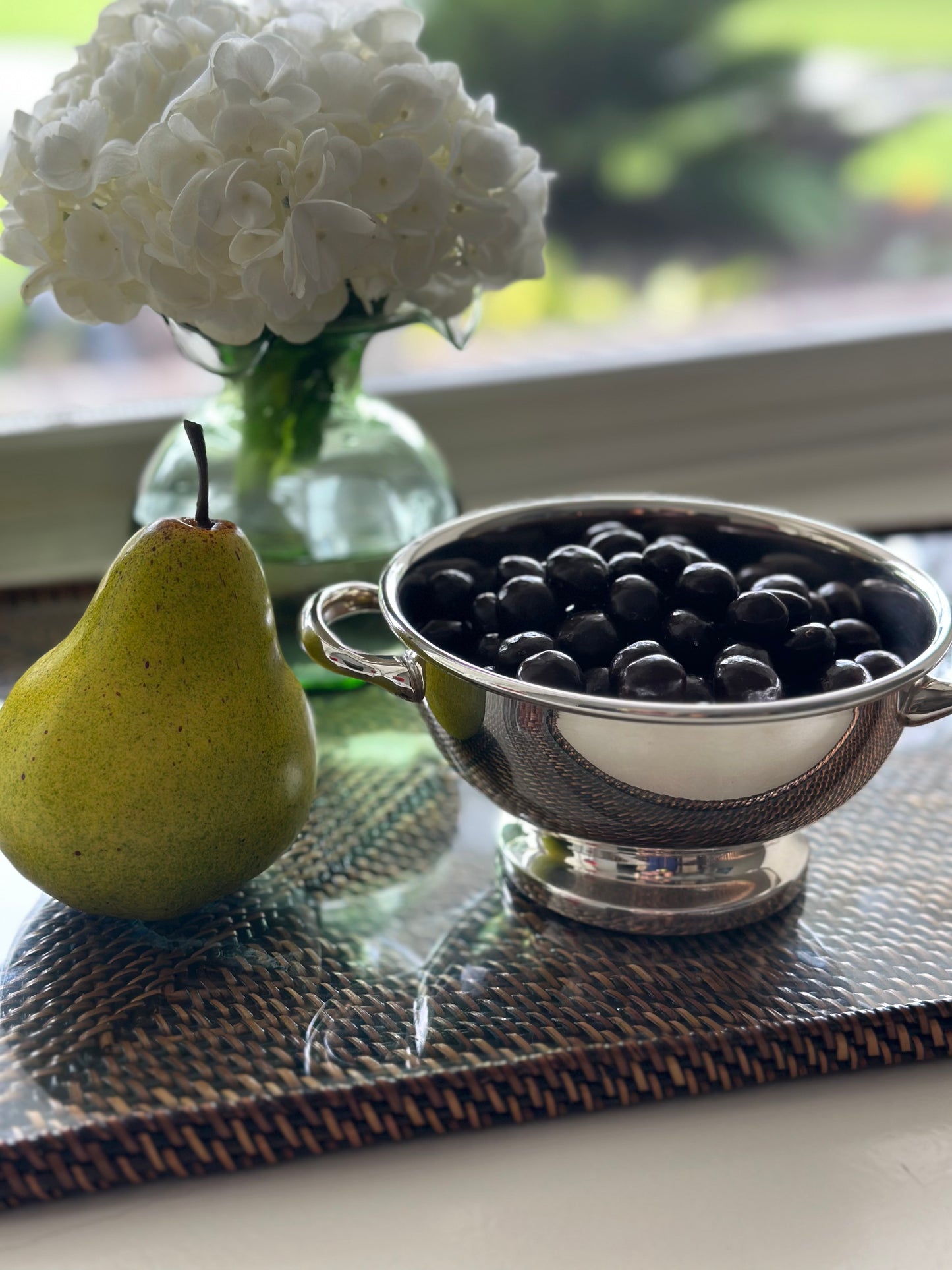 Hôtel Silver Private Label Footed Bowl With Handles