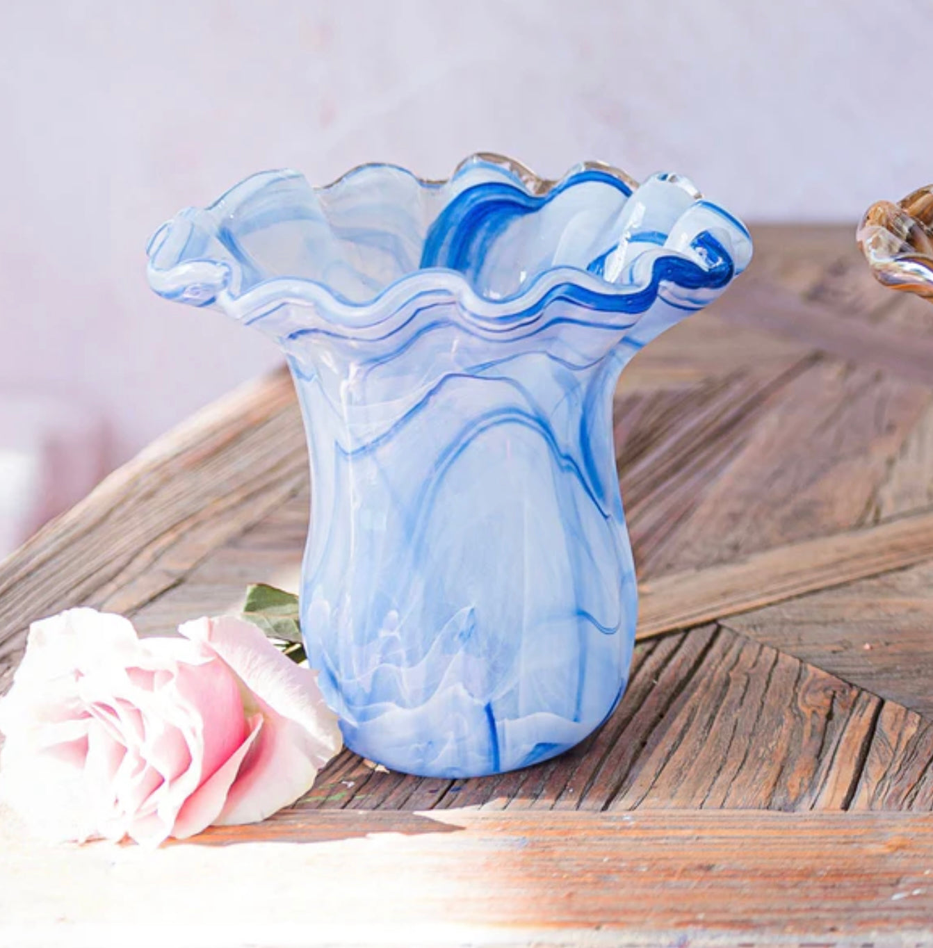 Vietri Onda Glass Tulip Vase - Small Cobalt Vase VIETRI