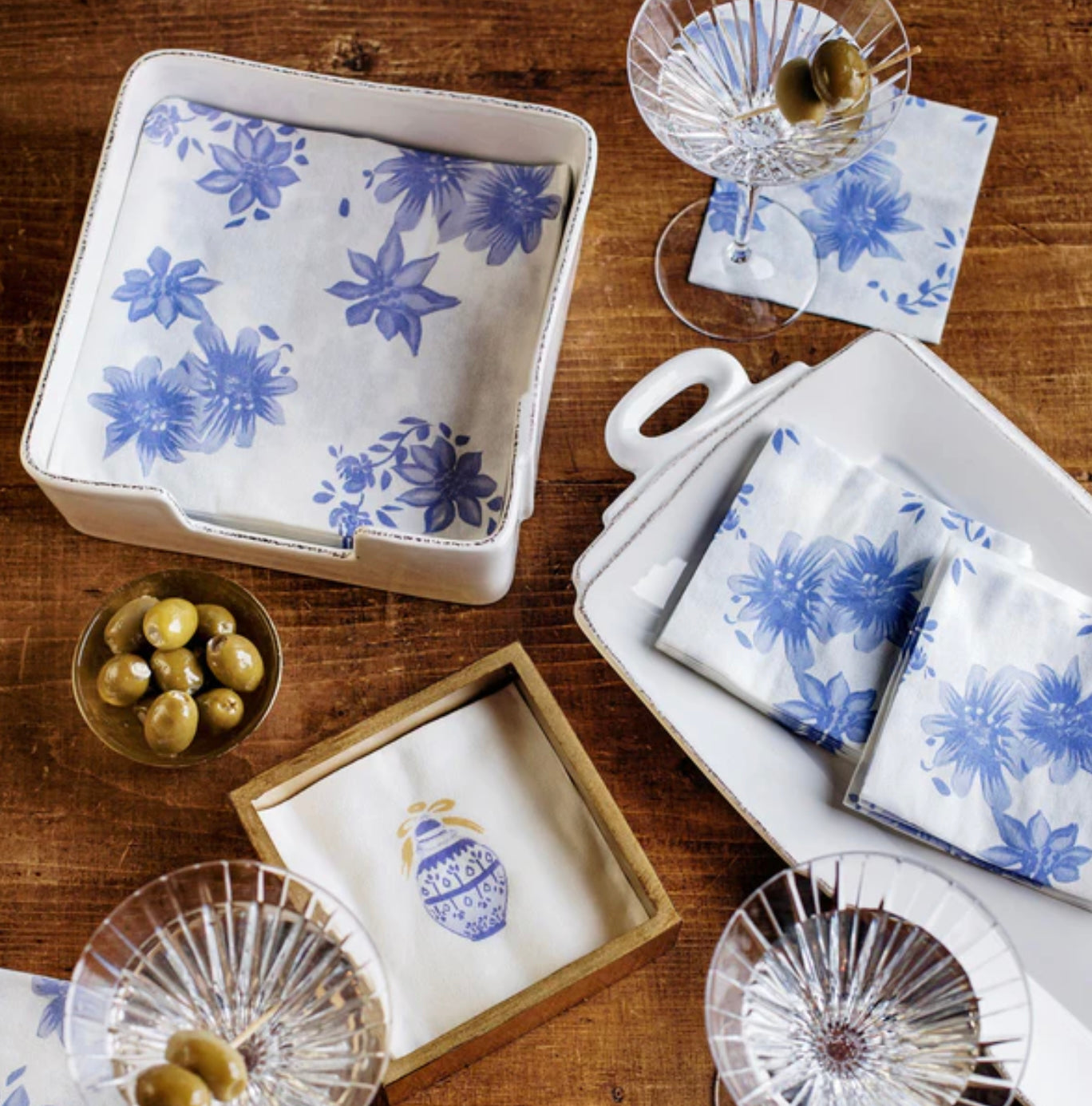 Vietri Papersoft Blue & White Floral Napkins (3 size options) Napkins VIETRI