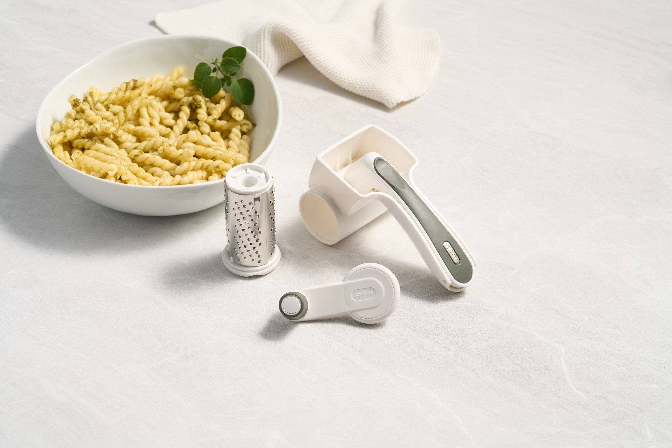Zyliss Cheese Grater - Thumbnail 5