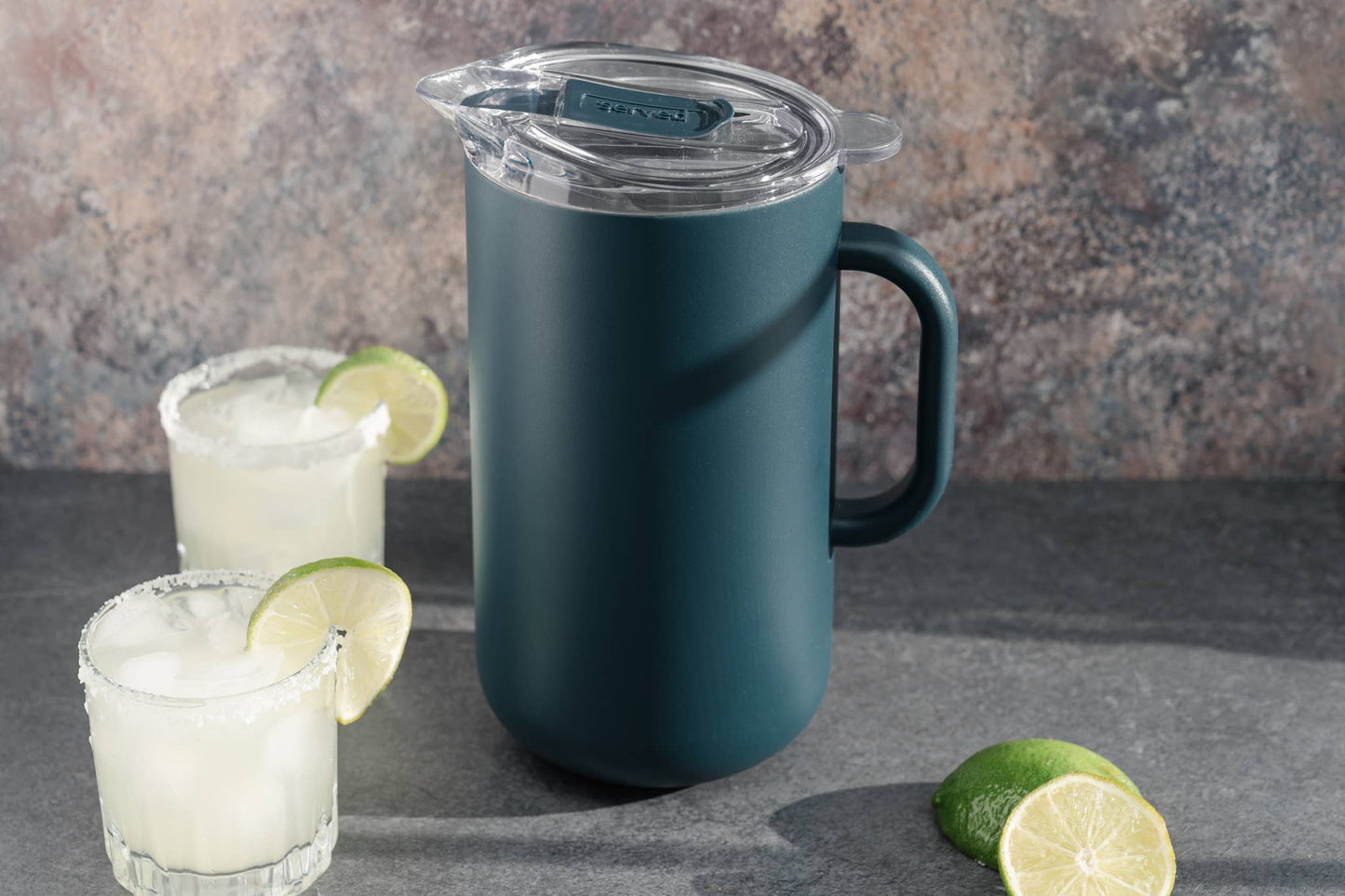 Vacuum-Insulated 2-Liter Pitcher in Caviar served