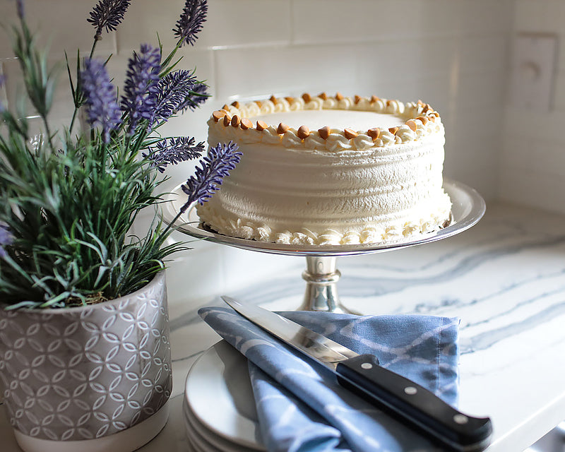 HÔTEL Silver Cake Stands - Cassandra's Kitchen