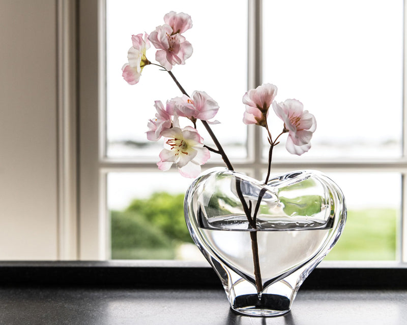 Romance Vase - Cassandra's Kitchen